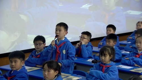《角的度量》一等奖教学视频-苏教版四年级数学上册-江苏小学数学课堂教学观摩研讨活动