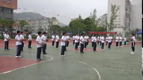 ������-�н��䵥�ּ���Ͷ�������ʿν�ѧ��Ƶ-���꼶����