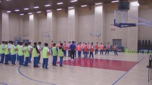 ������-�н��䵥�ּ���Ͷ�������ʿν�ѧ��Ƶ-���꼶����