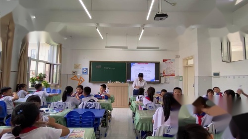 《水能溶解多少物质》优秀公开课视频-教科版三年级科学上册 – 三年级科学优质课公开课示范观摩研讨课视频