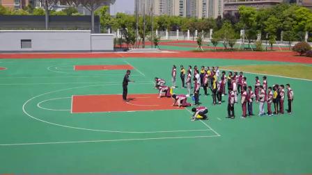 《支撑跳跃》优秀教学视频-人教版五年级体育-执教陈老师