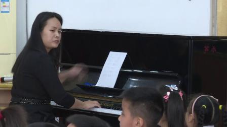 西南师大版二年级音乐《让座》演唱课教学视频