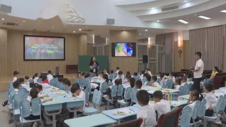 《色彩的世界》优秀教学视频-浙美版五年级美术上册-教学能手朱老师