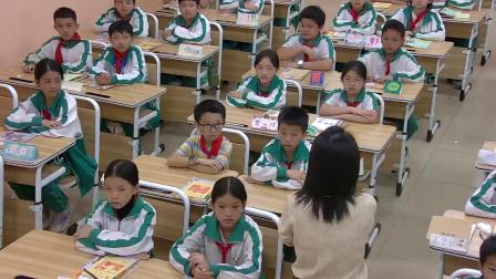 ��What does he do�����㹫������Ƶ-�˽̰����꼶Ӣ��-ִ������ʦ