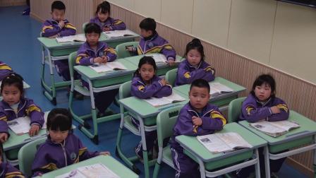 《吃水不忘挖井人》优秀教学视频-部编版一年级语文下册-执教刘老师 – 一年级语文优质课公开课示范观摩研讨课视频