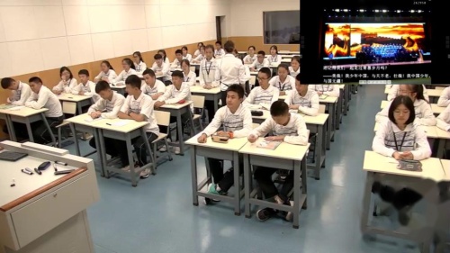 《岁月如歌—我们的初中生活》部编版语文九年级下册课堂教学视频实录-执教老师-李朝艳 – 九年级语文优质课公开课示范观摩研讨课视频