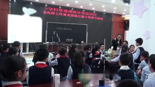 ���ļ��������γɵġ������ν�ѧ��Ƶ-��ư����꼶��ѧ�²�