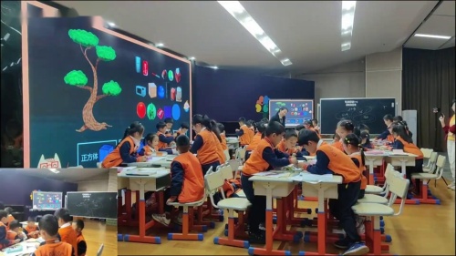 《认识图形（一）》复习公开课教学视频-人教版一年级数学上册-胡老师 – 一年级数学优质课公开课示范观摩研讨课视频