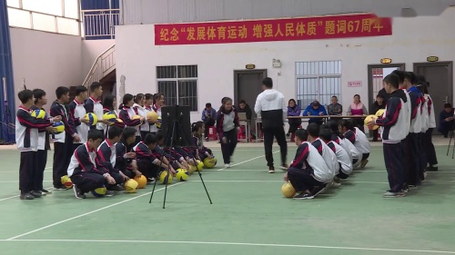 ������-����˫�ֵ��򡷹����α�����ѧ��Ƶ-���꼶����