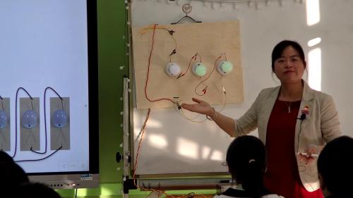 《串、并联电路中电压的规律》人教版九年级物理获奖视频-吴宵 – 九年级物理优质课公开课示范观摩研讨课视频