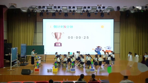 ����Ȥ������ͼ�Ρ���ʦ���һ����ѧ�½̲����ֿ��ſ���Ƶ-������