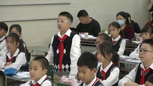 《平均数》人教版四年级下册数学-青年教师赛课视频-崔焱 – 四年级数学优质课公开课示范观摩研讨课视频