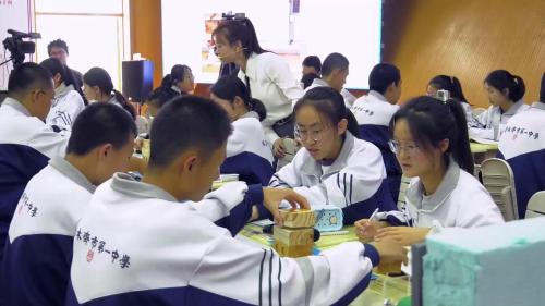 《摩擦力》人教版高一物理第16届全国青年教师赛课视频-执教-刘媛媛 – 高一物理优质课公开课示范观摩研讨课视频