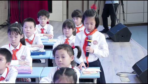 《有余数的除法》人教版二年级下册数学创新公开课视频 – 二年级数学优质课公开课示范观摩研讨课视频