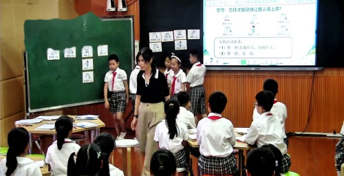 《沏茶问题》北师大版四年级下册数学研讨课视频 – 四年级数学优质课公开课示范观摩研讨课视频