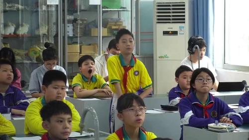 ���¶Ȳ�ͬ�������໥�Ӵ� ���̿ư����¿�ѧ���ֿ���Ƶ