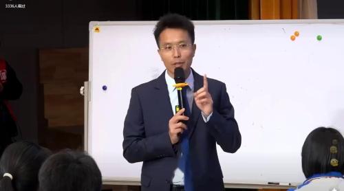 ���ػ��½��� ��ů��Խ�硷������������չʾ����Ƶ