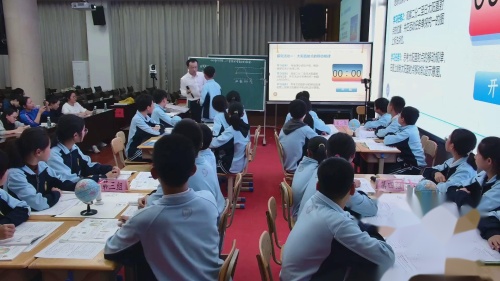 《地球的公转-探寻四季之美的秘密》粤新人教版七年级地理2024江西省优课赛课研讨课视频 – 七年级地理优质课公开课示范观摩研讨课视频