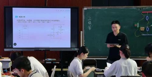 ����������-AI�����������ܵ�·������ϰ�Ρ����ư��������2025��׼��ѧ�����������ֿ���Ƶ