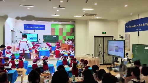 ��ˮ���̶���2025һ�꼶ũҵ�����Ͷ�����չʾ����Ƶ