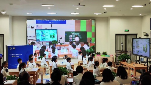 ��ˮ�����ܡ�2025���꼶ũҵ�����Ͷ�����չʾ����Ƶ