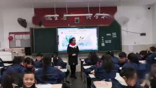 ��������������˽̰����꼶�ϲ����ʵ¼��Ƶ-л��Ӣ