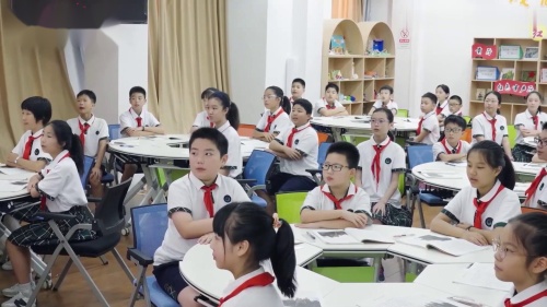 《狼牙山五壮士》部编版语文六上新课标示范课视频 – 六年级语文优质课公开课示范观摩研讨课视频