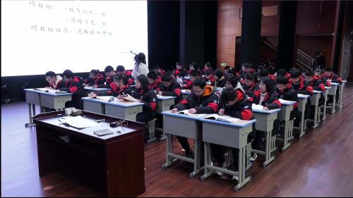 ���ʶ����������ɫ������ѧ��ͼ��ơ�������㽭ʡ�������Ľ�ѧ������������Ƶ һ�Ƚ�