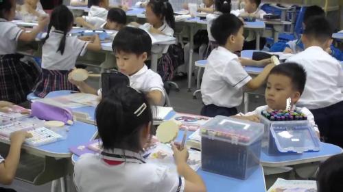 ���߽������� ����ʱ������ɡ����ϰ�����������ں��������Ľ�ѧ��һ�廯ʵ������Ƶ