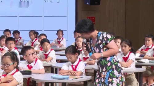 ��������ͯ������������������¿α�ʾ������Ƶ