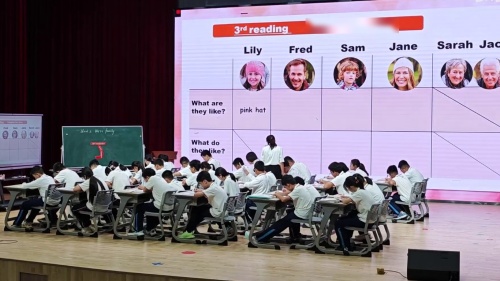 《Unit 2 We’re Family! SectionB》新人教七上英语阅读课研讨课视频 – 七年级英语优质课公开课示范观摩研讨课视频