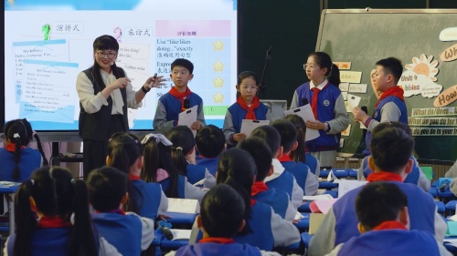 译林版英语五上Hobbies-2024年江苏小学英语教学观摩研讨公开课活动-盐城 – 五年级英语优质课公开课示范观摩研讨课视频