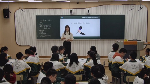 �� ����ѧ��Ӧ�á��˽̰�߶�����ѡ���Ա���һ����ʵ¼���ζ��Ƚ���Ƶ