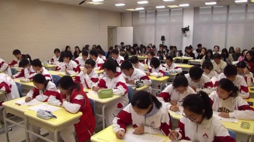 �����⵼���µ�������ա�����Ӣ���п���ϰ����Ƶ